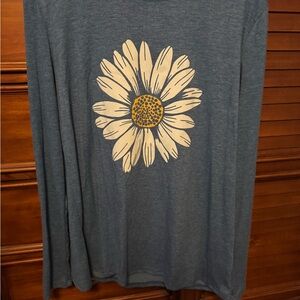 SHEIN Blue Long Sleeve Tee with Daisy Print